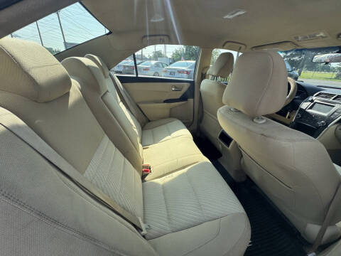2017 Toyota Camry LE