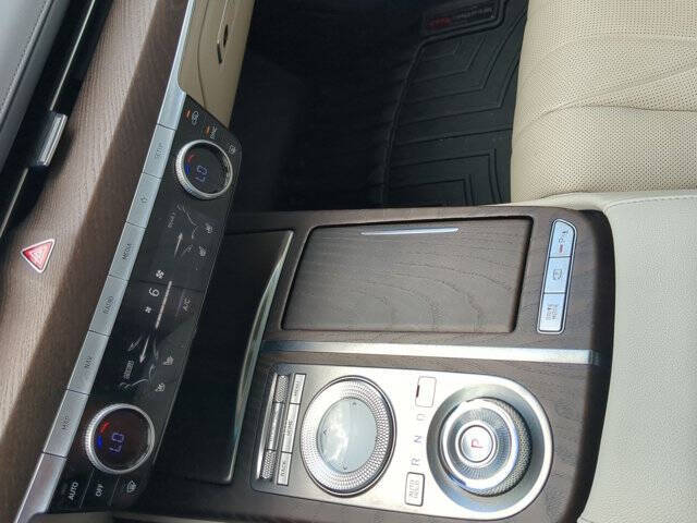 2021 Genesis G80