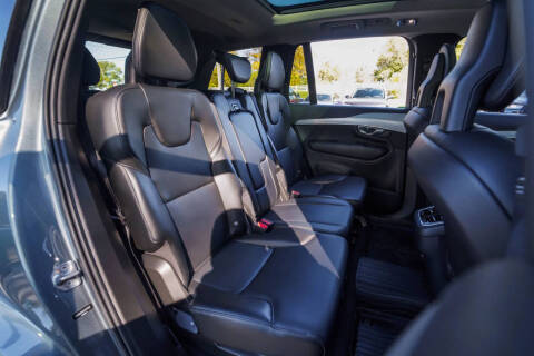 2018 Volvo XC90 T5 Momentum 7-Passenger