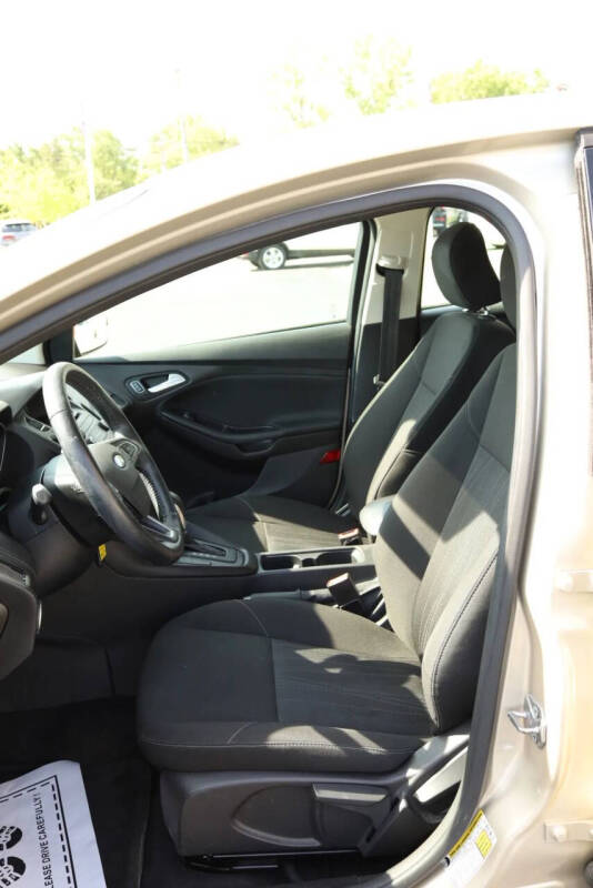 2017 Ford Focus SE
