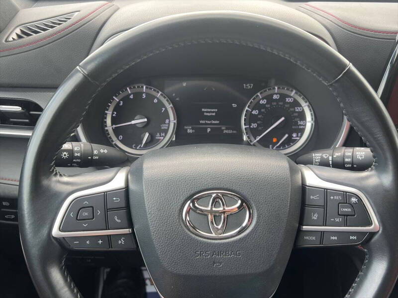 2022 Toyota Highlander XSE