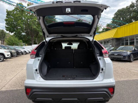 2022 Mitsubishi Eclipse Cross LE