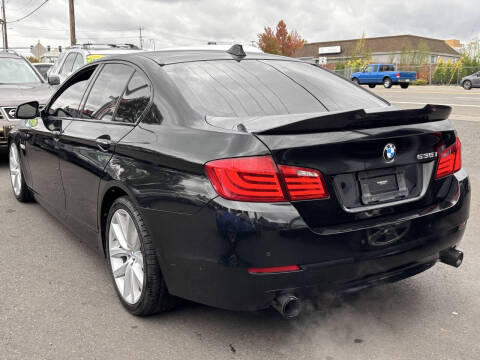 2012 BMW 5 Series 535i