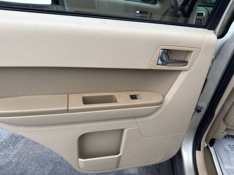 2011 Ford Escape Limited