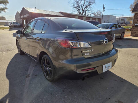 2013 Mazda MAZDA3 i Touring