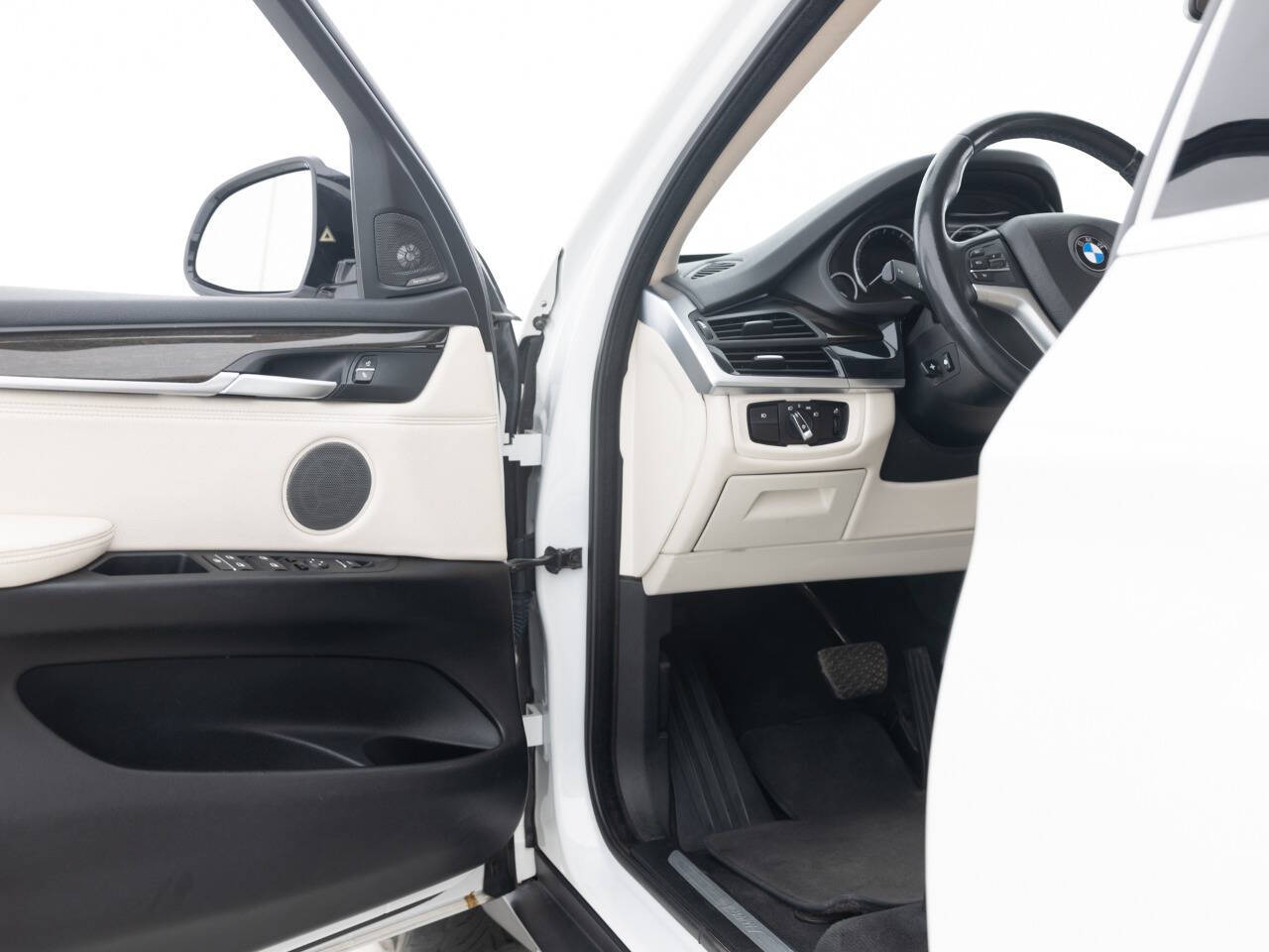 Used Car 2015 Bmw X5  Xdrive35i Awd 4dr Suv For Sale Under $15,000 In Coal City, Illinois