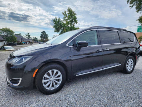 2017 Chrysler Pacifica Touring Plus