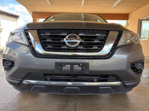2018 Nissan Pathfinder S
