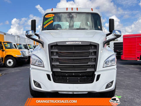 2022 Freightliner Cascadia