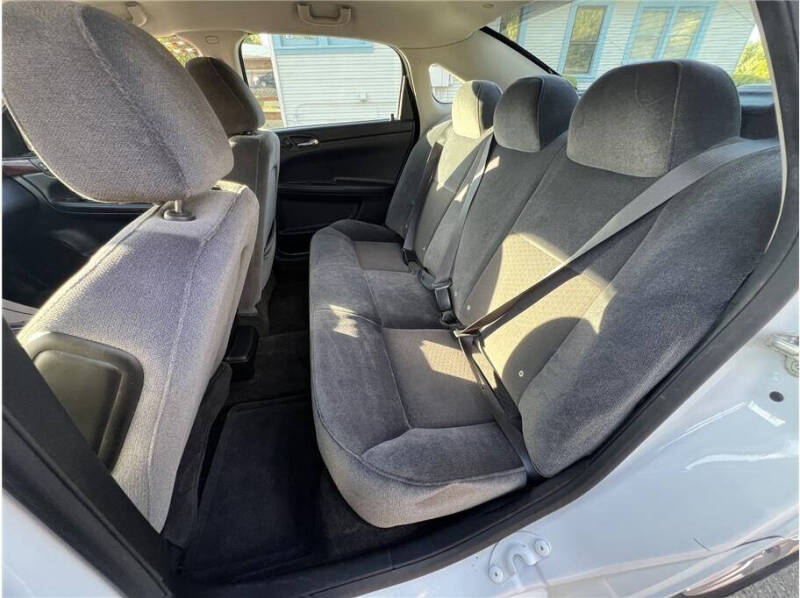 2010 Chevrolet Impala LS