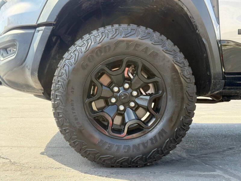 2025 RAM 1500 RHO