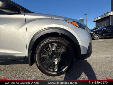 2020 Nissan Kicks S