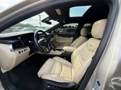 2017 Cadillac XT5 Premium Luxury