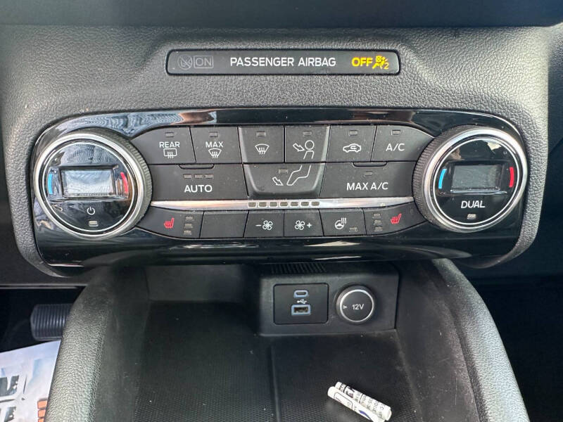 2021 Ford Escape SEL