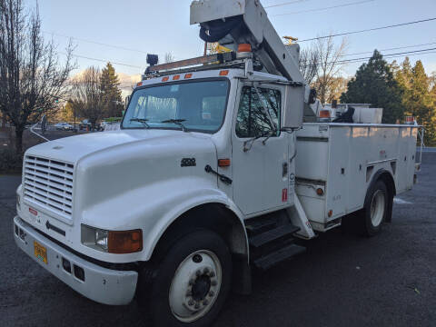 2001 International 4700 for sale at Teddy Bear Auto Sales Inc in Portland OR