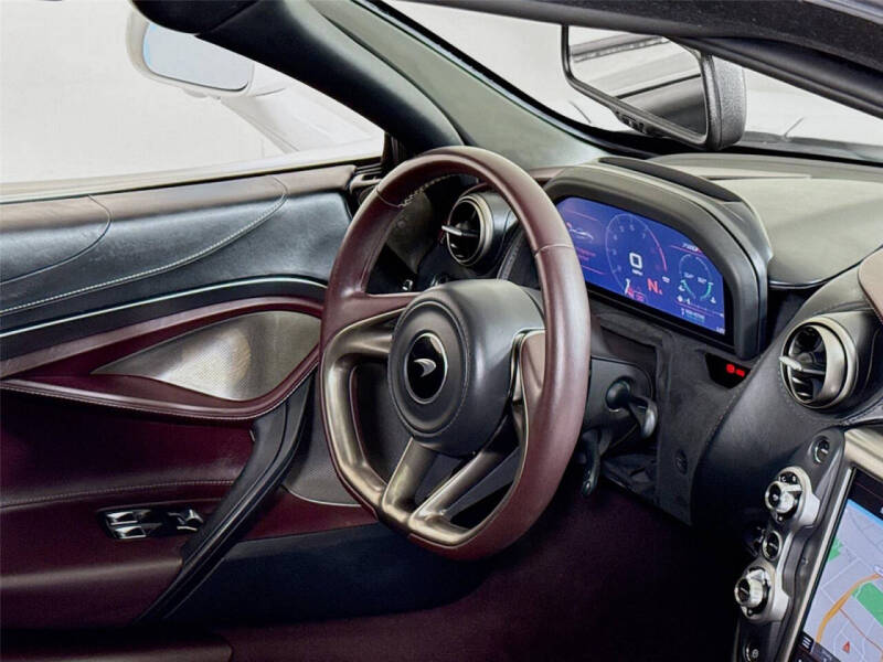 2019 McLaren 720S Luxury