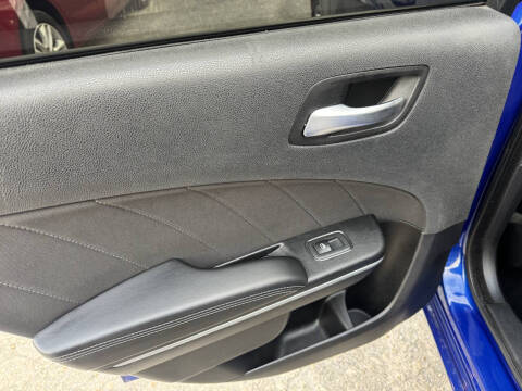 2019 Dodge Charger SXT