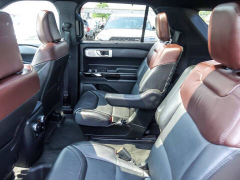2022 Ford Explorer Platinum