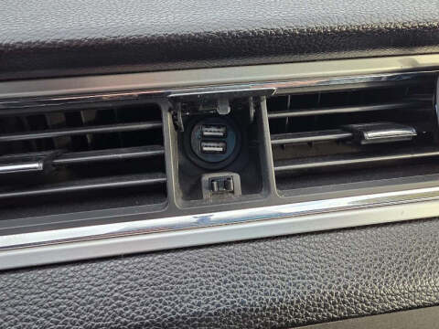 2011 Ford Mustang V6 Premium