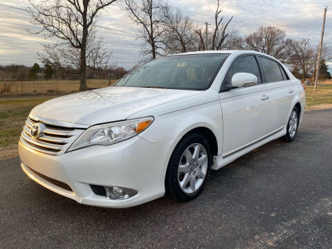 2011 Toyota Avalon for sale at Champion Motorcars in Springdale AR