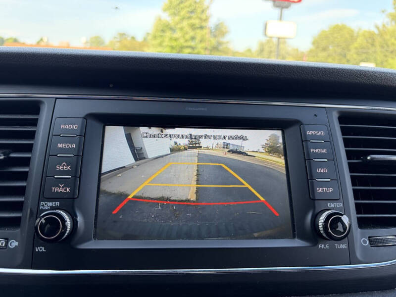 2017 Kia Sedona LX