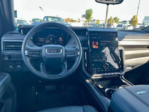 2025 GMC Yukon XL AT4