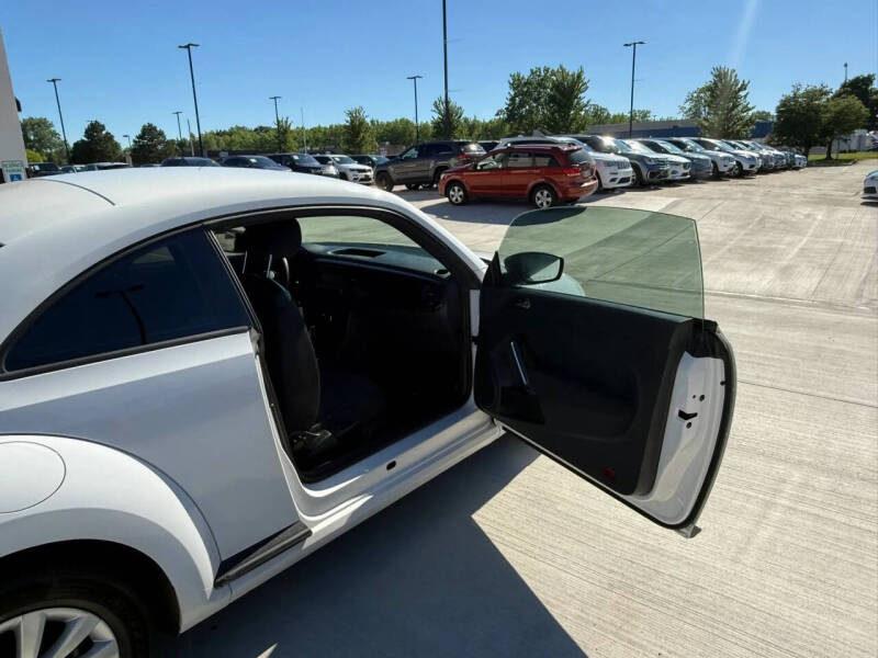 2014 Volkswagen Beetle 2.5L Entry PZEV