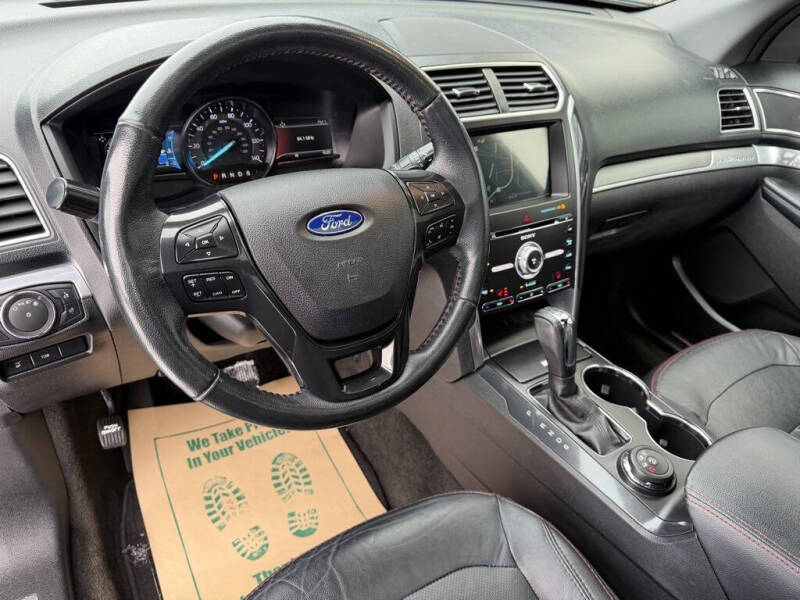 2018 Ford Explorer Sport