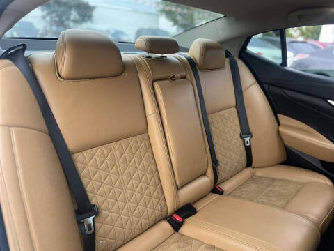 2017 Nissan Maxima 3.5 SR