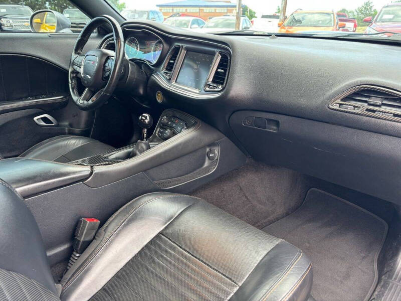 2015 Dodge Challenger R/T Plus Shaker