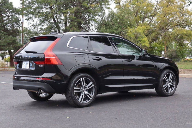 2019 Volvo XC60 T5 Momentum