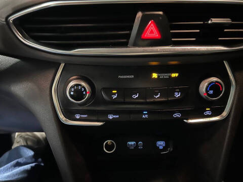 2019 Hyundai Santa Fe SE 2.4L