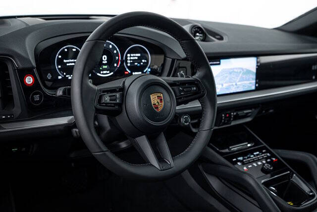 2026 Porsche Cayenne E-Hybrid Coupe