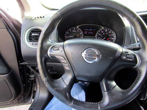 2014 Nissan Pathfinder S