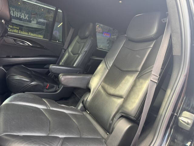 2015 Cadillac Escalade Platinum