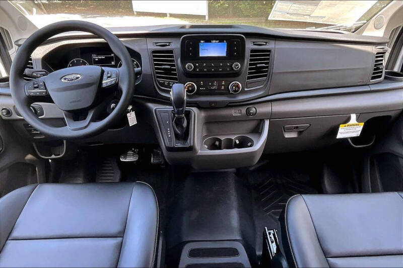 2025 Ford Transit