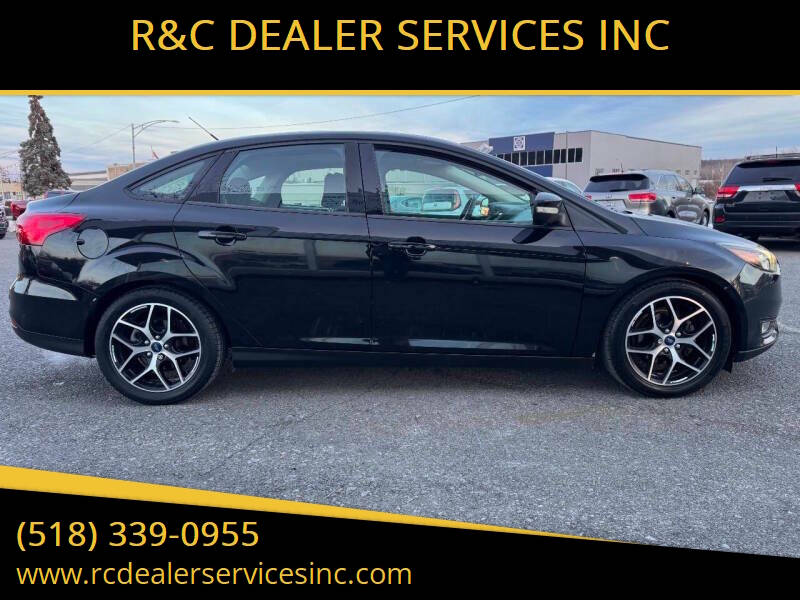 2017 Ford Focus SEL's photo