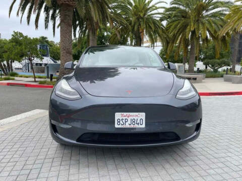 2024 Tesla Model Y Long Range