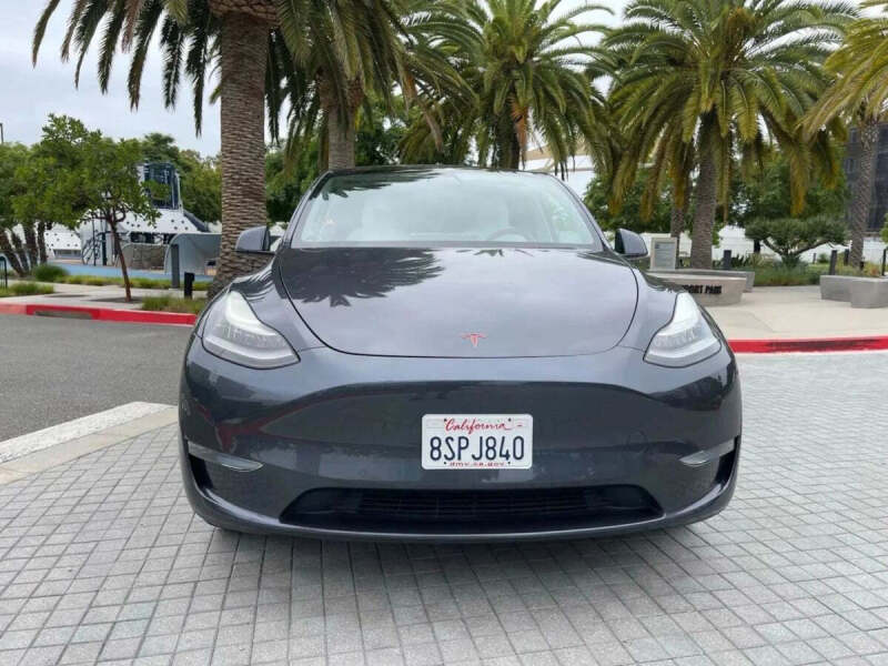 2024 Tesla Model Y Long Range