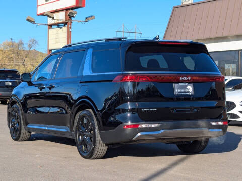 2024 Kia Carnival SX