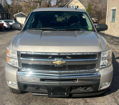 2009 Chevrolet Silverado 1500 for sale at Select Auto Brokers in Webster NY