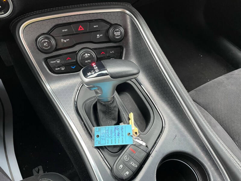 2016 Dodge Challenger R/T Plus