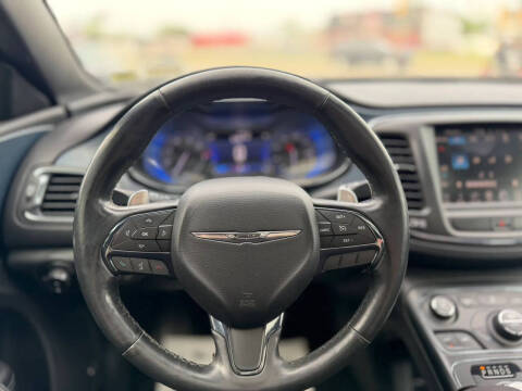 2015 Chrysler 200 S
