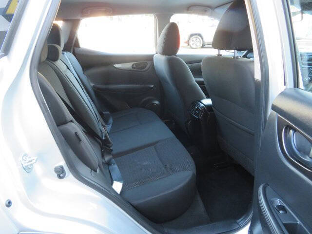 2022 Nissan Rogue Sport S