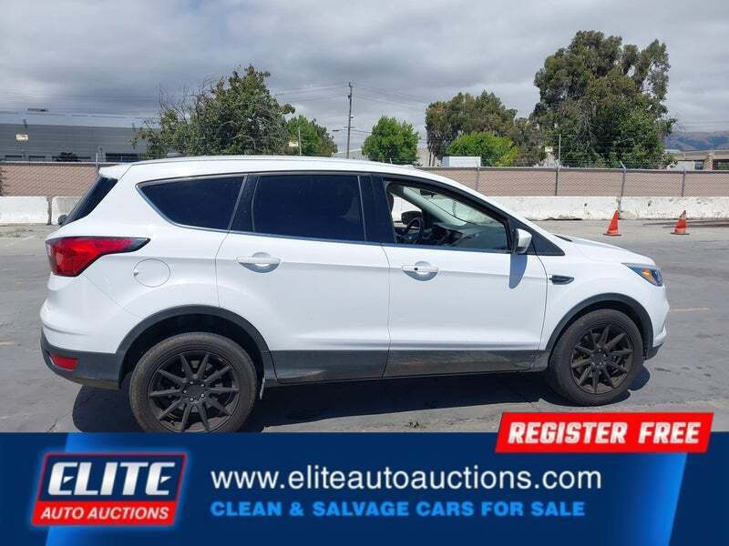 2019 Ford Escape SE