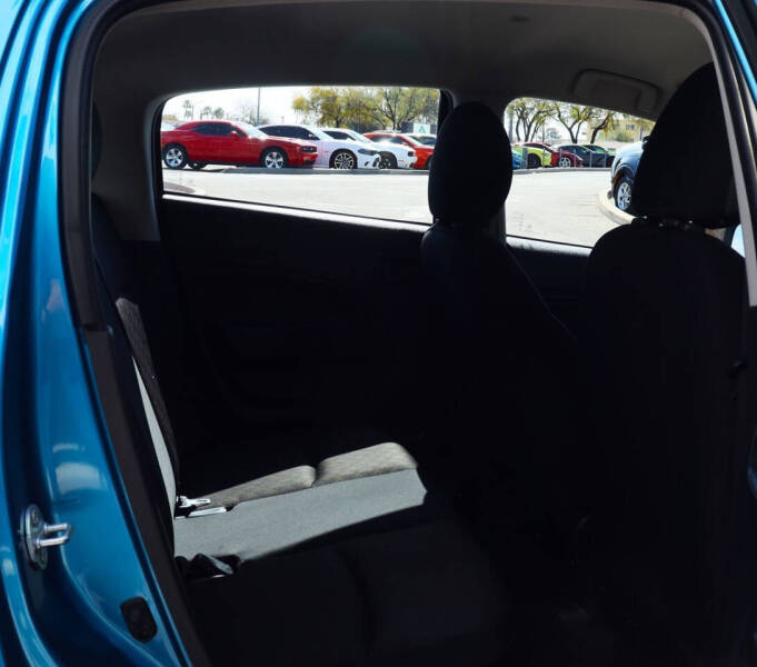 2024 Mitsubishi Mirage ES