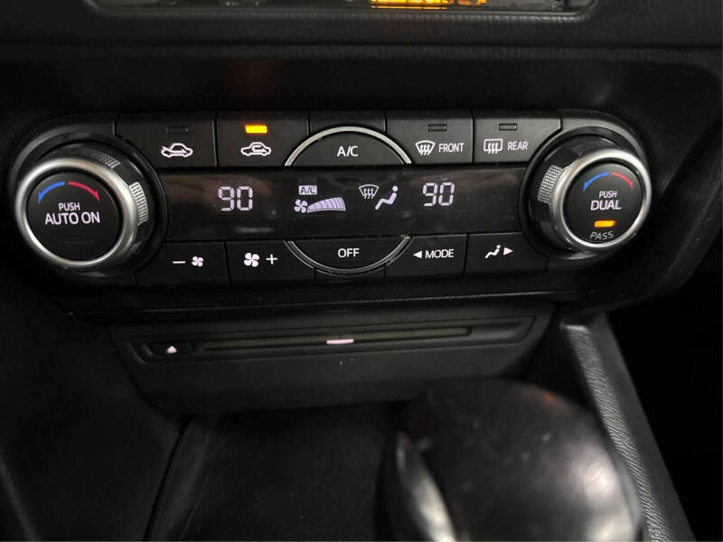 2015 Mazda MAZDA3 i Touring