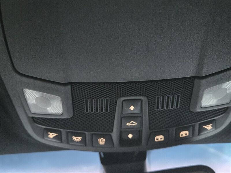 2019 Lincoln Continental Select