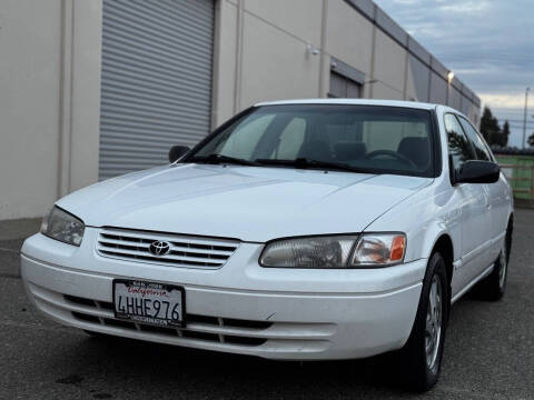 1999 Toyota Camry LE V6