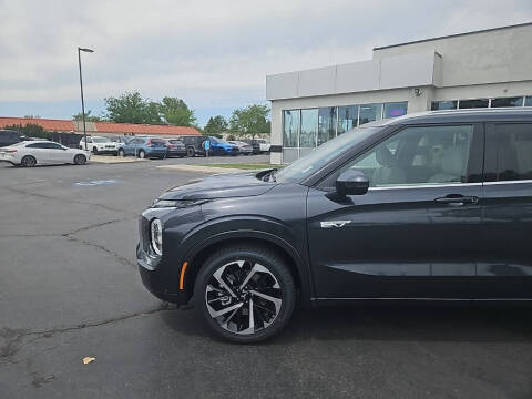 2025 Mitsubishi Outlander PHEV SEL